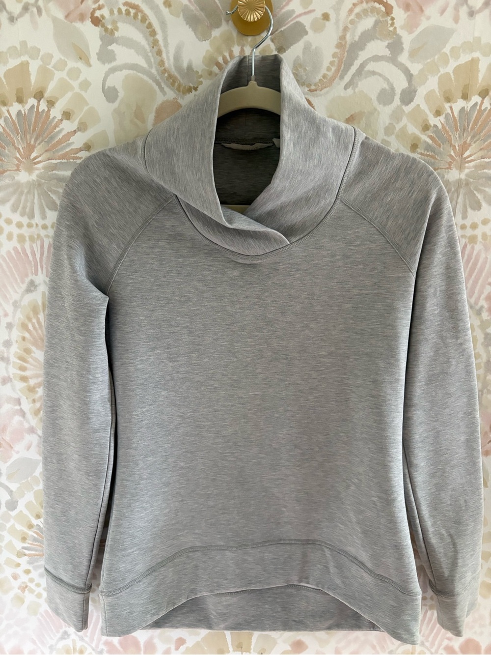 Athleta Women's Gray Funnel Neck Pullover Sweatshirt Heathered Gray  | XS